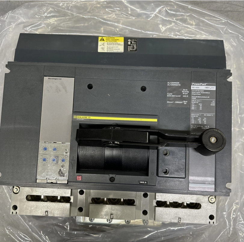 Square D RKA36160CU33A Circuit Breaker 1600A 3P 600V-New Surplus